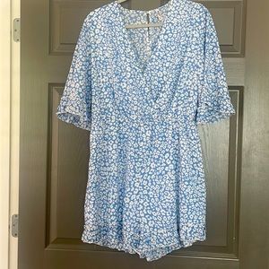 Size large Blue and White cheetah animal print summer spring Women's romper